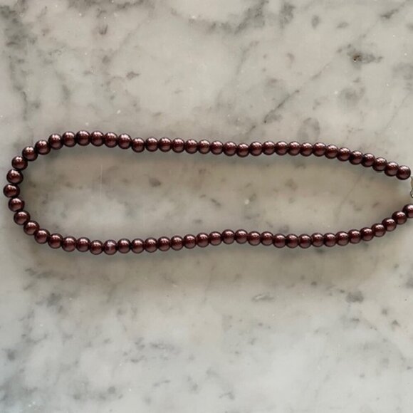 VINTAGE Brown Faux Pearl 18 KGP 19" Single Strand Necklace - Picture 9 of 14